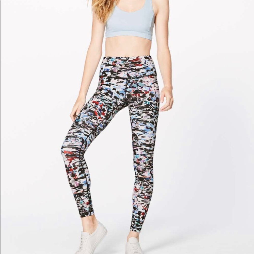 NEW RARE Lululemon leggings size 4